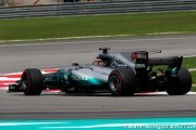 Hamilton prévient ses concurrents : Mercedes sera plus forte en 2018