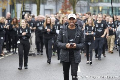 Rosberg thinks Hamilton could quit F1