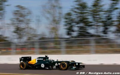 Van Der Garde enjoys another productive morning with Caterham