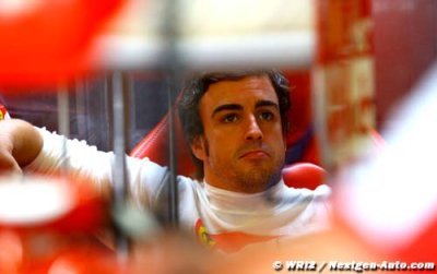 Alonso plays down pace gap to teammate Massa