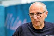 Domenicali attaque les 'puristes' qui critiquent les F1 de 2026
