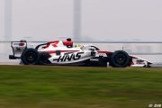 Bearman découvre 'l'impact énorme' du pilote sur une F1 entièrement nouvelle