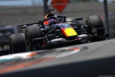 Verstappen pulls clear as Red Bull upgrades expose teammate