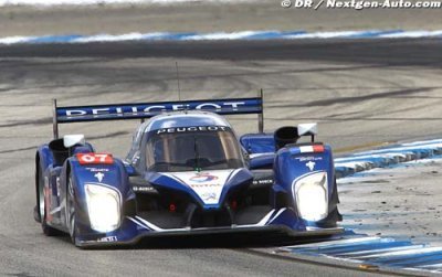 Peugeot en tête à Sebring après quatre heures de course