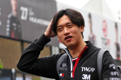 Zhou prêt à tourner la page F1, ses chances réduites après le départ de Lowdon