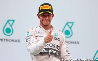 Hamilton défend le choix stratégique de son équipe