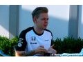 Magnussen 'surprised' after Melbourne crash