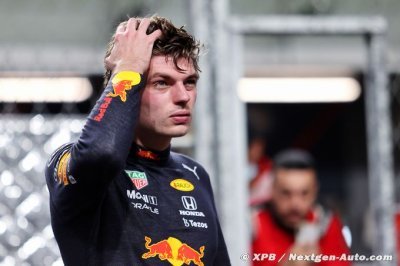 Verstappen convoqué par la FIA après son affrontement avec Hamilton