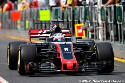 Haas&nbsp;: Grosjean enchaîne les tours, fuite d’eau pour Magnussen 