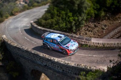 Hyundai takes debut Tour de Corse podium as Neuville secures second