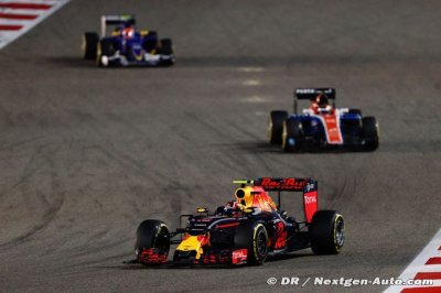 Amid rumours, Horner backs pressured Kvyat