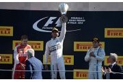 Hamilton : Je vais tenter de gagner toutes les courses restantes