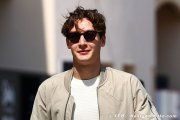 Russell accueillerait volontiers Verstappen chez Mercedes F1