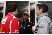 Hamilton : J'ai négocié avec Ferrari