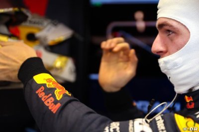 New contract puts Verstappen on par with Hamilton