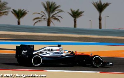 McLaren continue à progresser