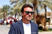 Alonso veut attendre 'quelques courses' pour décider de son avenir