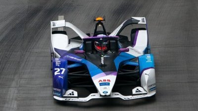 Dennis gagne en solitaire l’E-Prix de Londres de Formule E