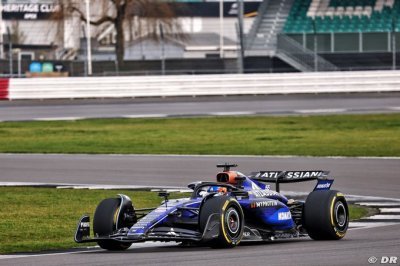 Sainz a apprécié le shakedown ’audacieux’ de Williams F1