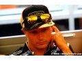 Ferrari 'insane' to sign Raikkonen - Villeneuve