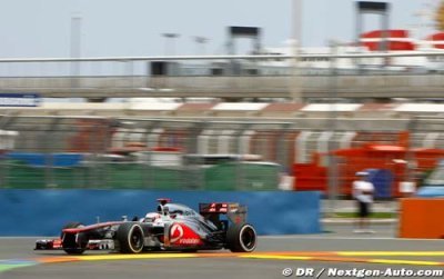Free 3: Jenson Button returns to the top at Valencia