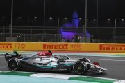 Villeneuve et Ralf Schumacher enterrent déjà Mercedes F1 dans la course au titre