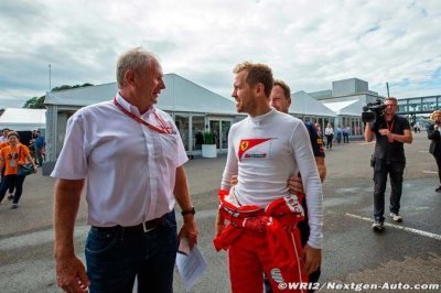 Vettel struggling politically at Ferrari - Marko