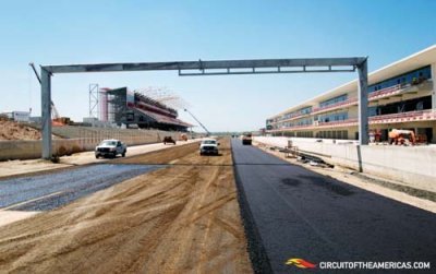 Le surfaçage du circuit d’Austin a démarré 