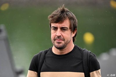 ‘Toujours un moment spécial’&nbsp;: Alonso retrouve pour la 21e fois ses fans à Barcelone  