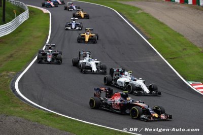 Sainz&nbsp;: Je ne demande pas un moteur Mercedes