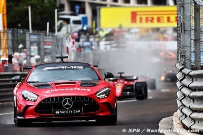 Jos Verstappen attaque la direction de course pour le départ retardé