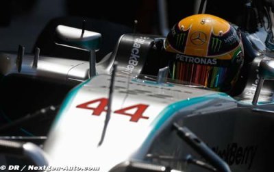 Hamilton&nbsp;: Un super chrono mais une simulation de course ratée