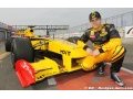 Jan Charouz completes Renault F1 R29 shakedown