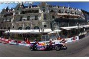 Webber in no rush for new Red Bull deal