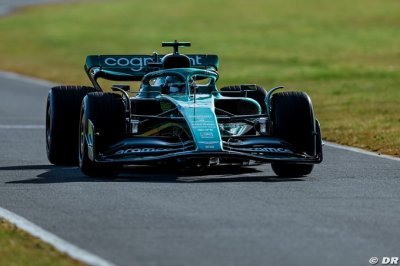 Aston Martin F1&nbsp;: Photos et vidéos de l’AMR22 en piste