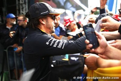 Les pilotes McLaren comptent sur le soutien des fans pour oublier la crise