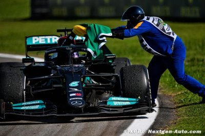 Hamilton s’en tire avec une amende pour son infraction avec le harnais