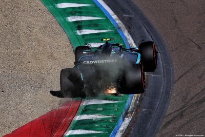 Antonelli se prend une douche froide pour sa première qualif à domicile