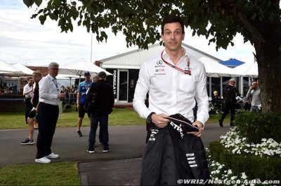 Wolff rétablit la vérité sur le mode ’fête’ du V6 Mercedes