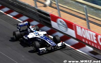 Williams confirms manhole cover caused Barrichello crash