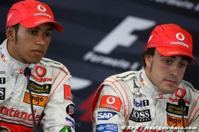 Alonso juge toujours ’injuste’ sa pénalité en Hongrie en 2007