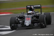 Alonso : McLaren est en progrès constants