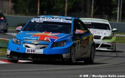 Huff makes Chevrolet happy in Practice 2