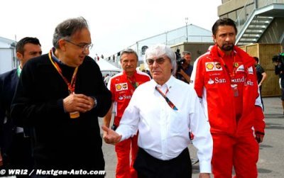 Ecclestone to stop ’Siamese twins’ Mercedes, Ferrari