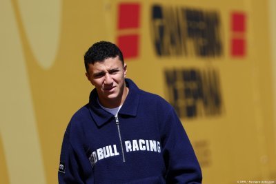 Red Bull repousse encore sa décision concernant Hadjar, les tendons touchés&nbsp;?