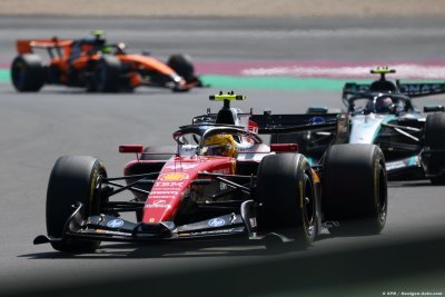 Hamilton soupçonne un mode moteur caché chez Mercedes F1