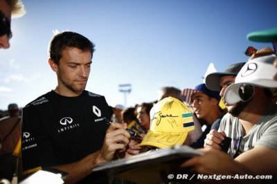 Palmer&nbsp;: Magnussen est mon principal rival pour le baquet Renault