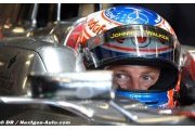 Button reluctant to sign long McLaren deal