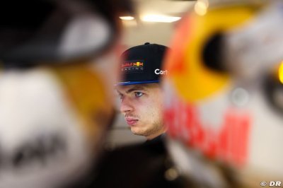 Le nouveau contrat de Verstappen le mettrait au même niveau qu’Hamilton