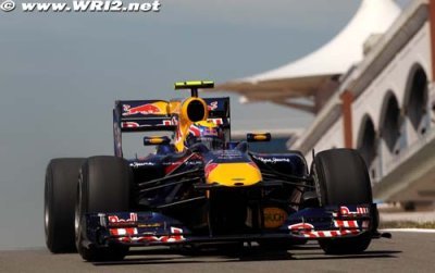 Red Bull to stay with Renault, eyes 2011 KERS deal